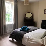 بيت للعطل High House - A Traditional From